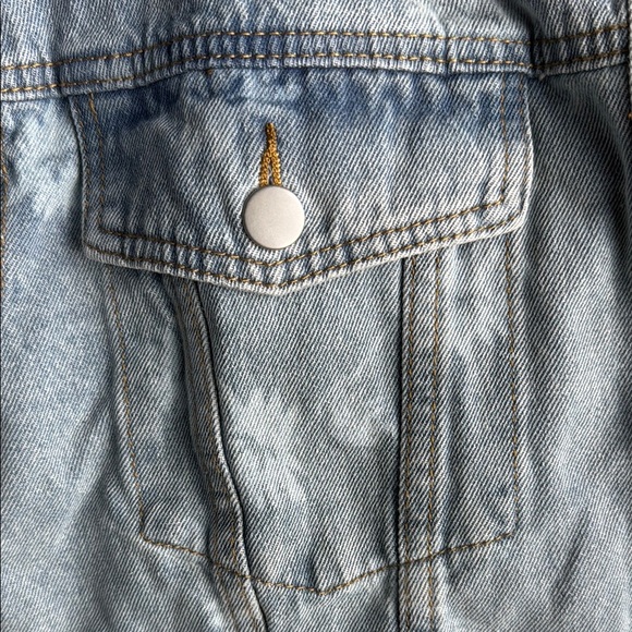 Denim Jacket from Hem & Thread NWT size M. Floral (C14) - Picture 3 of 5